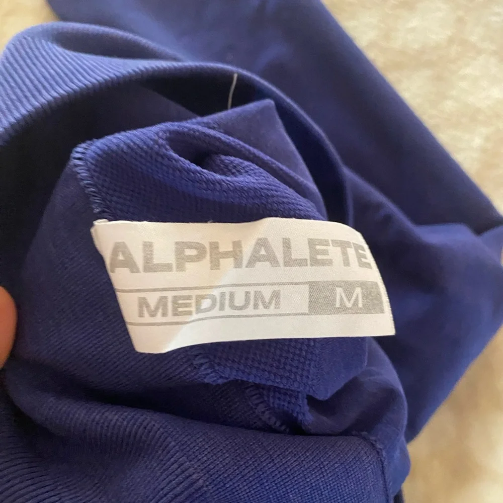 Alphalete Women's Royal Blue Leggings - Picture 6 of 6